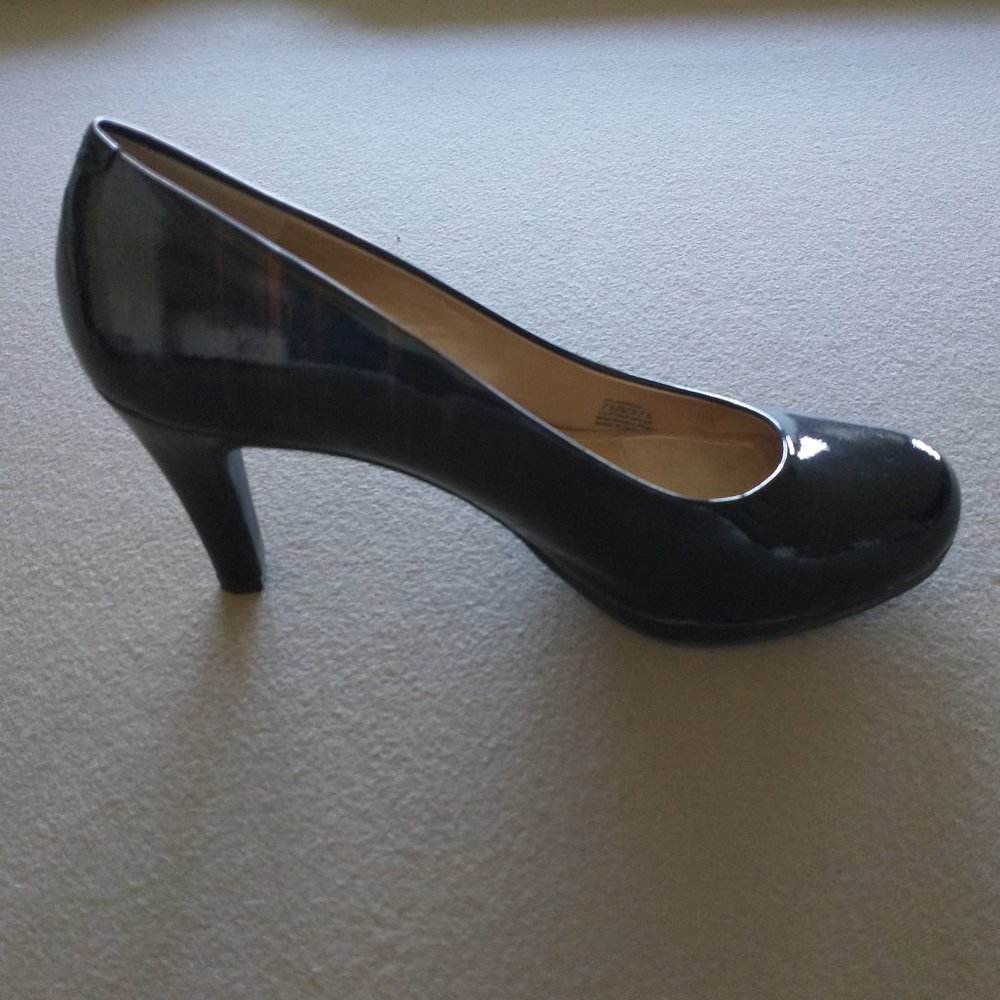 Size 7.5 Arnold Churgin 3.25" heels, dark brown, NWOT